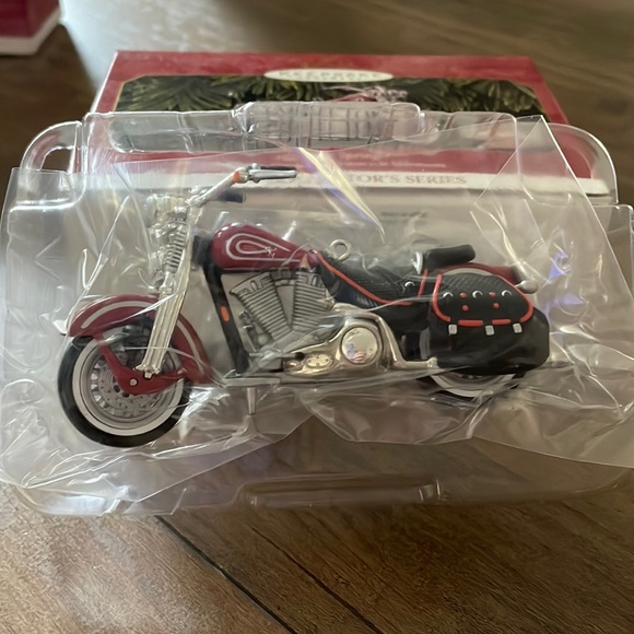 Hallmark keepsake Christmas ornament Harley Davidson Heritage Springer 1999 1st - Picture 4 of 7